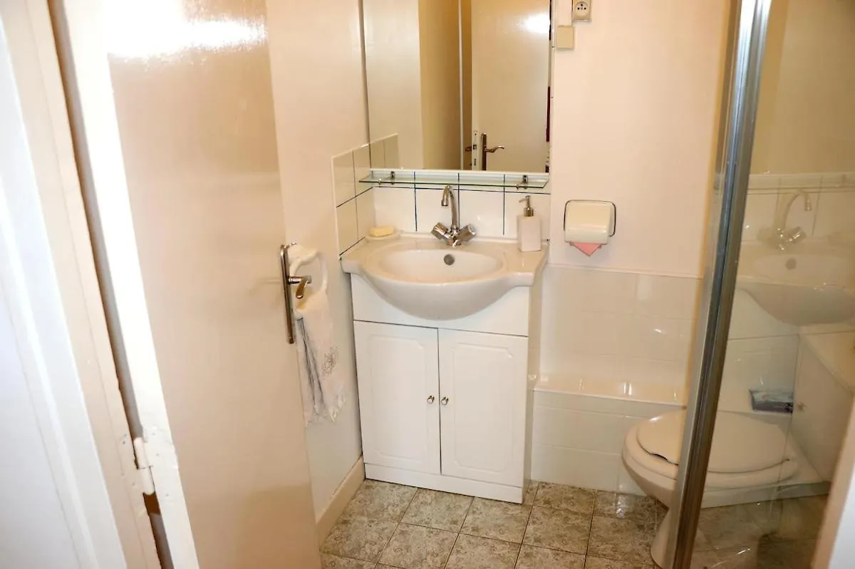 Before Making A Reservation Request, You Must Read Profile Host Section At Bottom Of Page, Otherwise Your Request Will Be Refused ## Luxury Apartment In Cannes ##