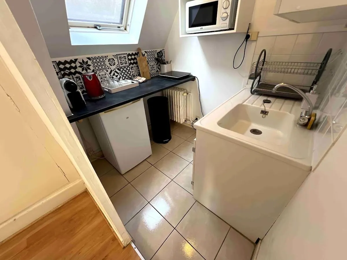 Before Making A Reservation Request, You Must Read Profile Host Section At Bottom Of Page, Otherwise Your Request Will Be Refused ## Luxury Apartment In Cannes ##