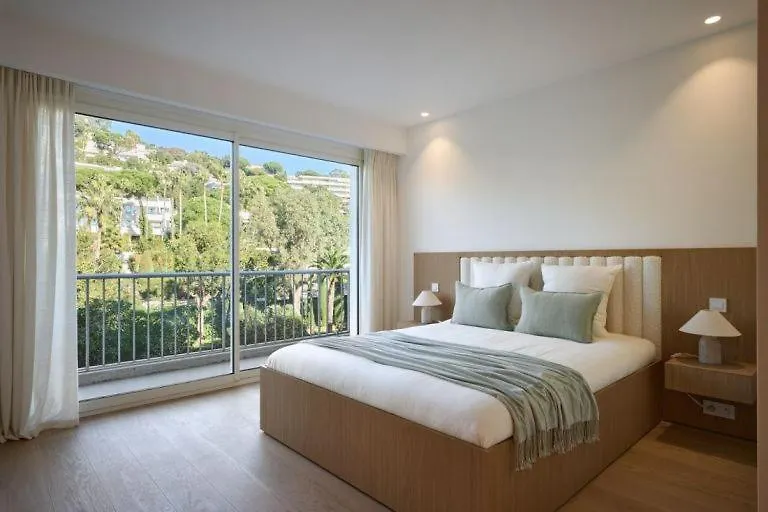 Before Making A Reservation Request, You Must Read Profile Host Section At Bottom Of Page, Otherwise Your Request Will Be Refused ## Luxury Apartment In Cannes ## France