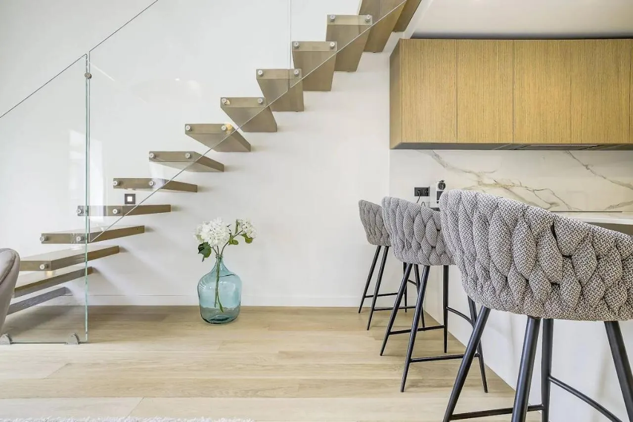 Before Making A Reservation Request, You Must Read Profile Host Section At Bottom Of Page, Otherwise Your Request Will Be Refused ## Luxury Apartment In Cannes ## 0*,  France