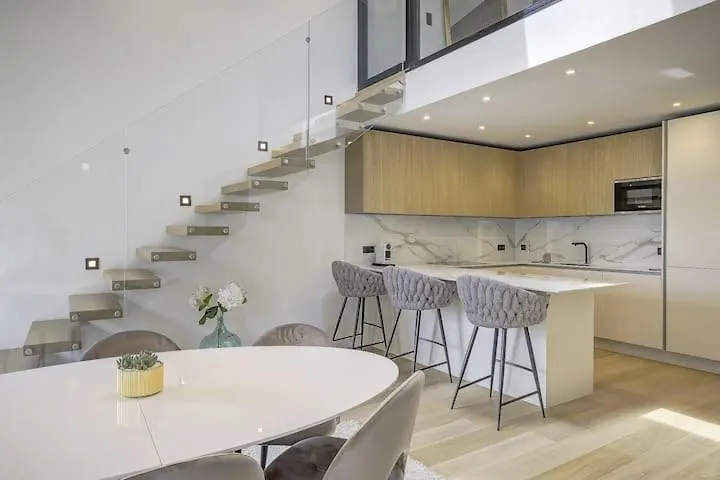 Before Making A Reservation Request, You Must Read Profile Host Section At Bottom Of Page, Otherwise Your Request Will Be Refused ## Luxury Apartment In Cannes ##