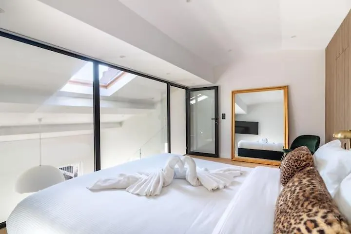 Before Making A Reservation Request, You Must Read Profile Host Section At Bottom Of Page, Otherwise Your Request Will Be Refused ## Luxury Apartment In Cannes ## France