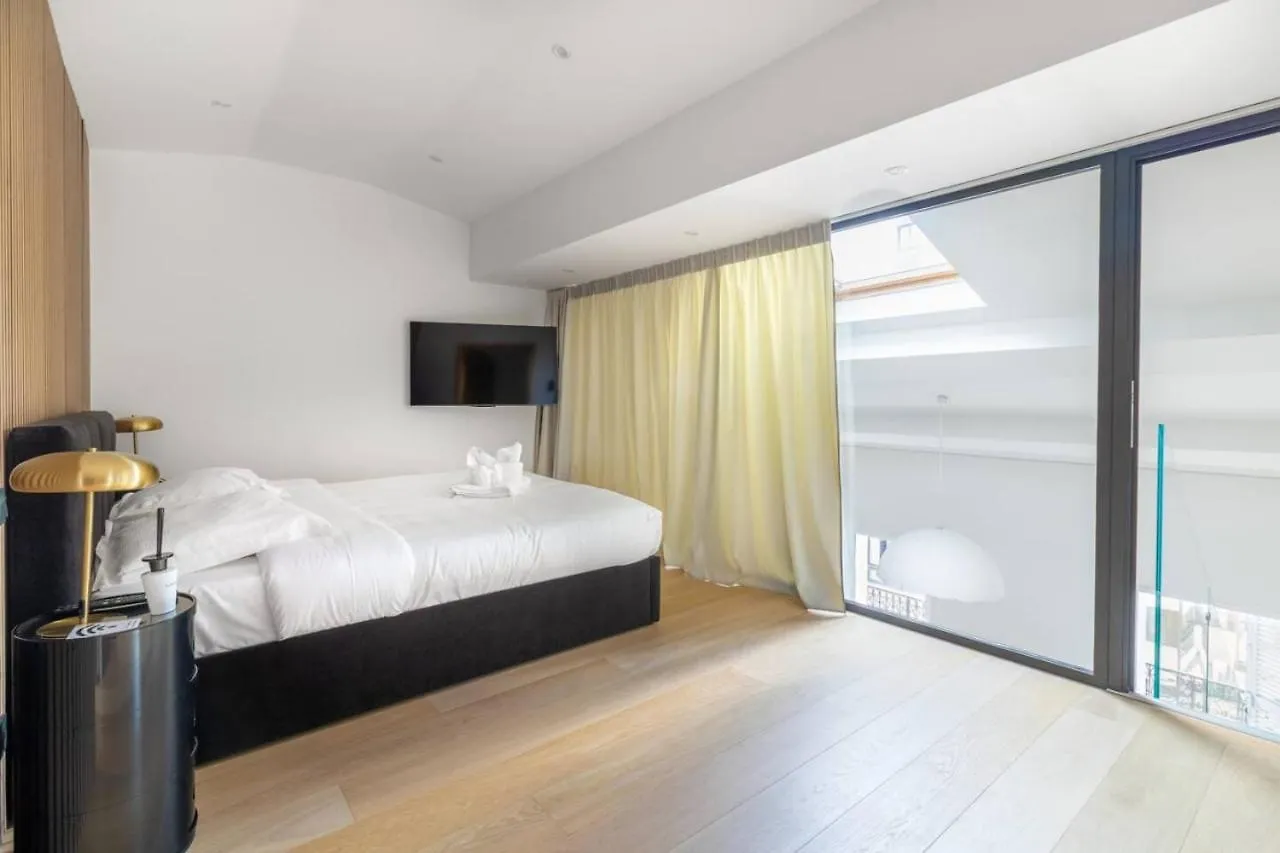 Before Making A Reservation Request, You Must Read Profile Host Section At Bottom Of Page, Otherwise Your Request Will Be Refused ## Luxury Apartment In Cannes ##