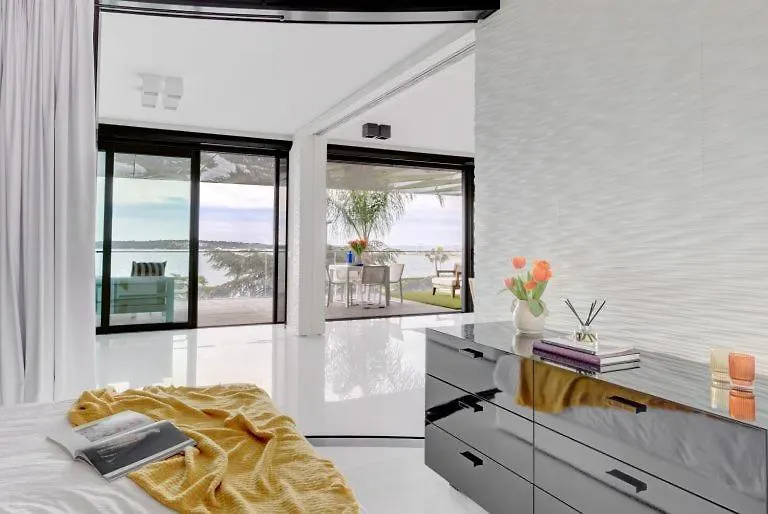 Before Making A Reservation Request, You Must Read Profile Host Section At Bottom Of Page, Otherwise Your Request Will Be Refused ## Luxury Apartment In Cannes ## 0*,  France