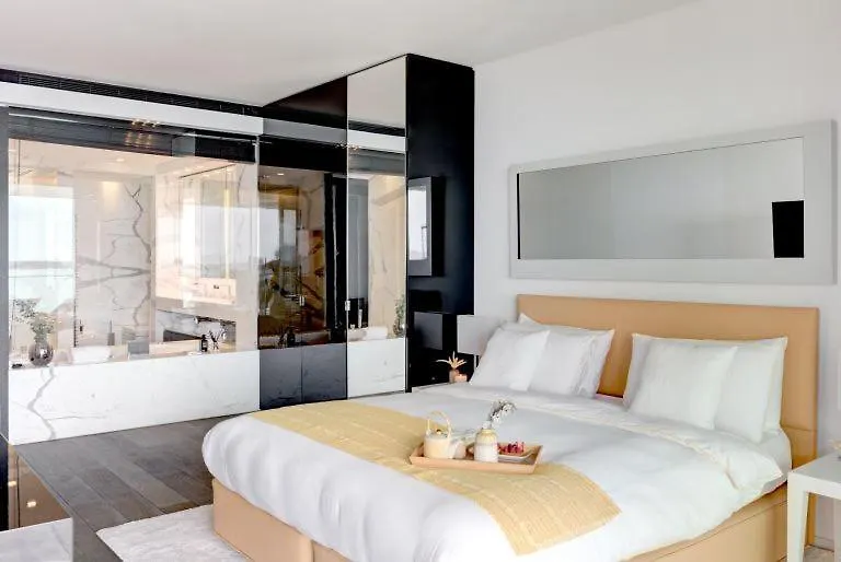 Before Making A Reservation Request, You Must Read Profile Host Section At Bottom Of Page, Otherwise Your Request Will Be Refused ## Luxury Apartment In Cannes ##