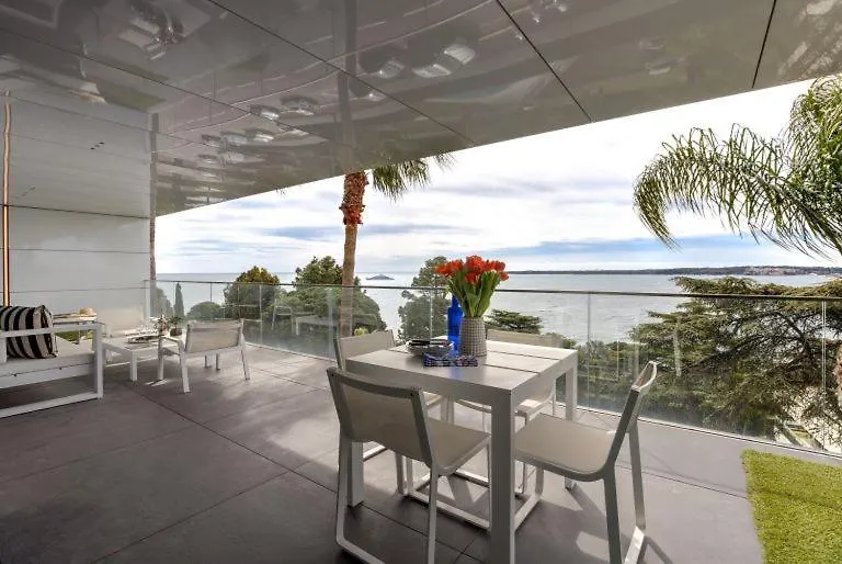 Before Making A Reservation Request, You Must Read Profile Host Section At Bottom Of Page, Otherwise Your Request Will Be Refused ## Luxury Apartment In Cannes ## 0*,  France