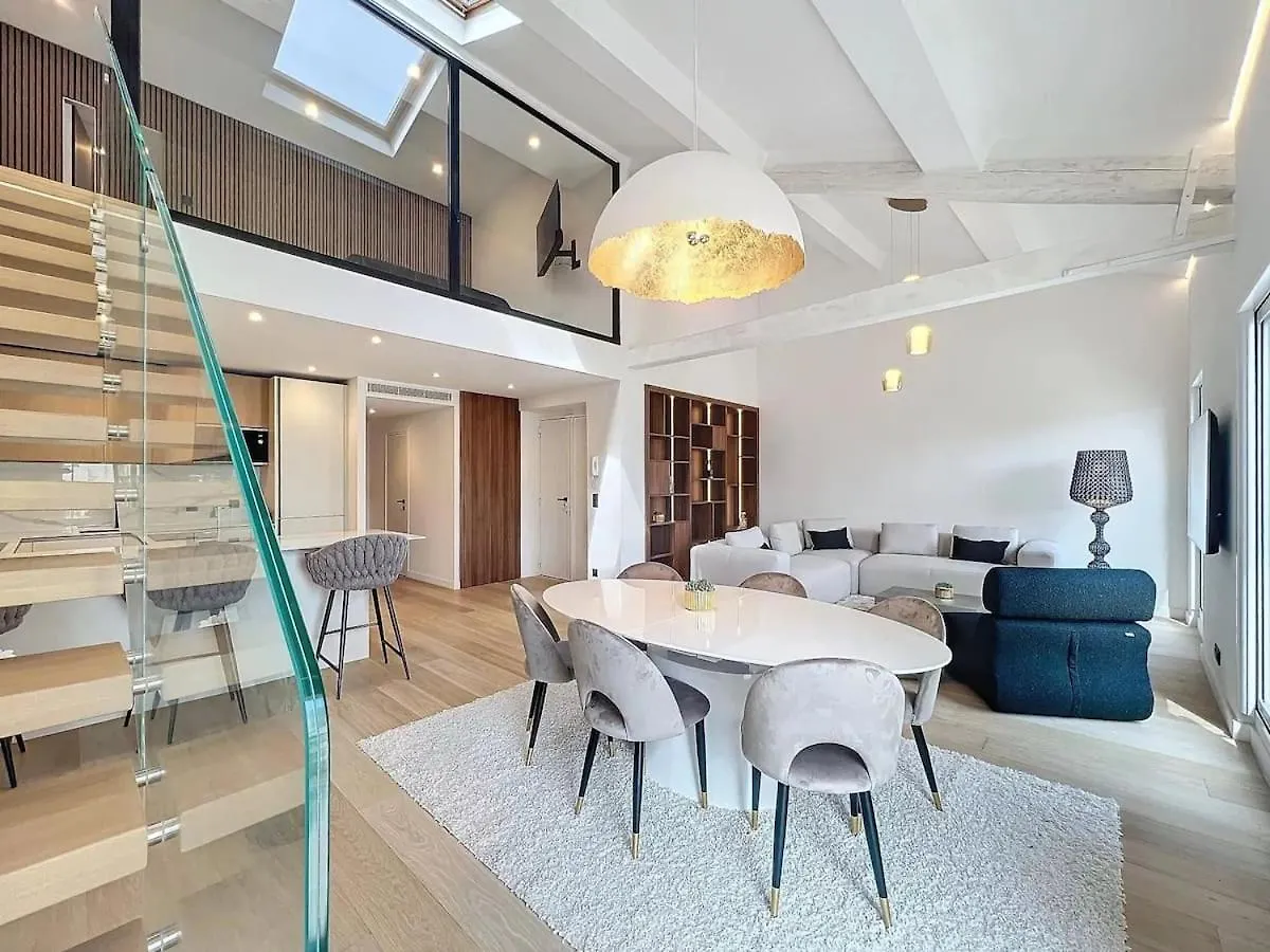 Before Making A Reservation Request, You Must Read Profile Host Section At Bottom Of Page, Otherwise Your Request Will Be Refused ## Luxury Apartment In Cannes ##