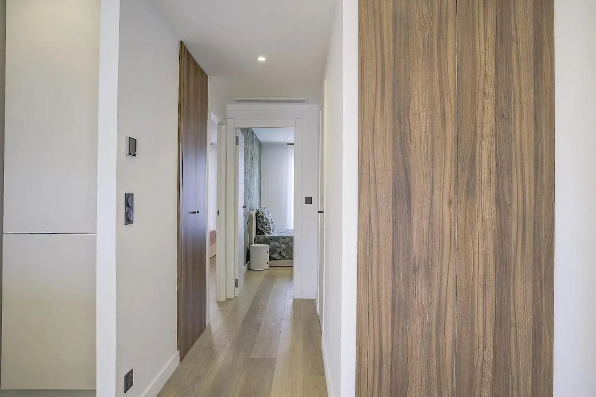 Before Making A Reservation Request, You Must Read Profile Host Section At Bottom Of Page, Otherwise Your Request Will Be Refused ## Luxury Apartment In Cannes ## 0*,